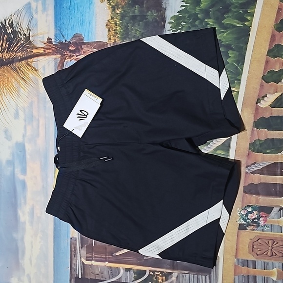 Steph Curry Under Armour UA Curry Shorts Size Small NWT - Picture 2 of 14